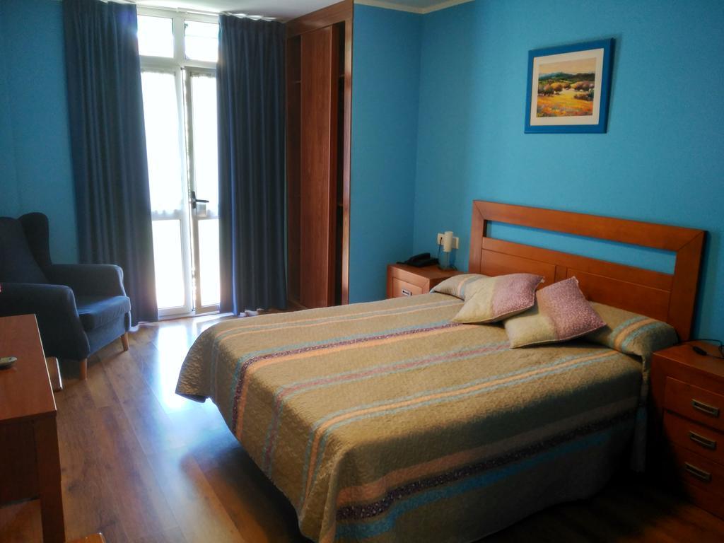 Hotel Aguila Real Onís Eksteriør billede