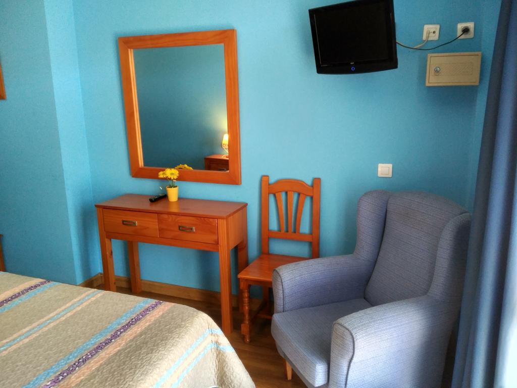 Hotel Aguila Real Onís Eksteriør billede