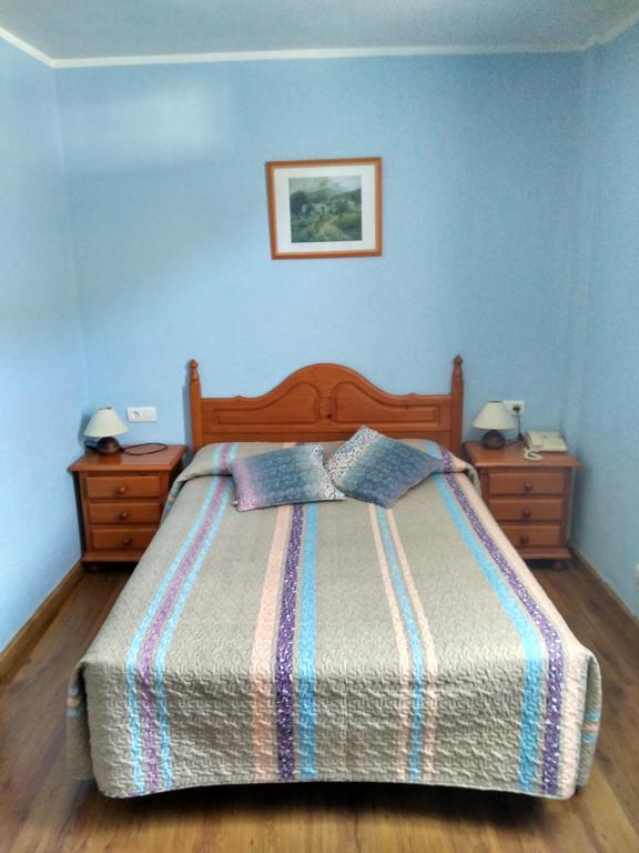 Hotel Aguila Real Onís Eksteriør billede
