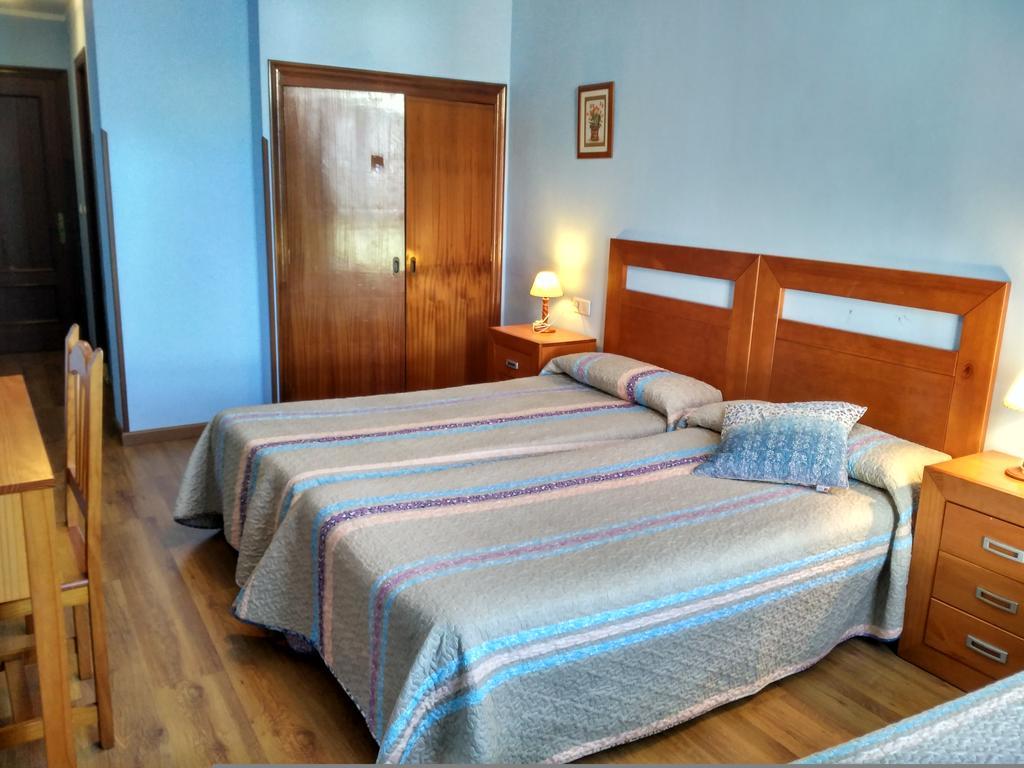Hotel Aguila Real Onís Eksteriør billede