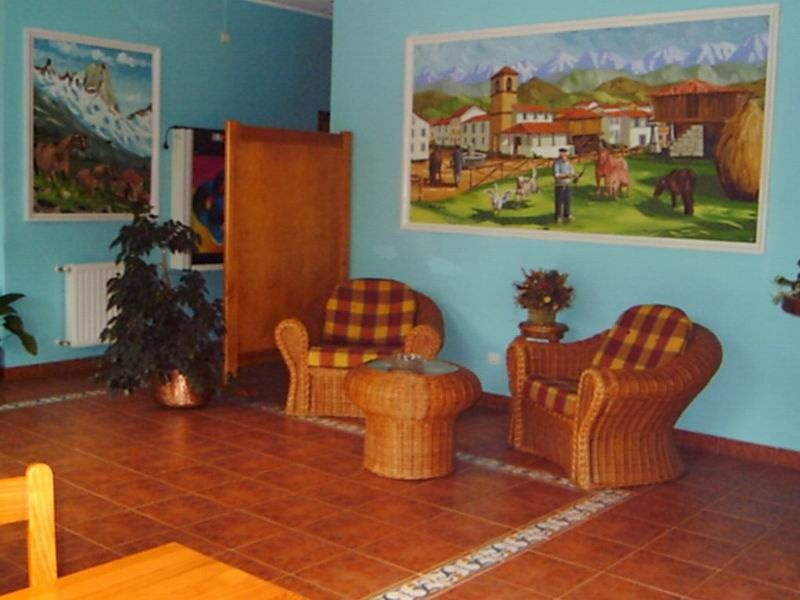 Hotel Aguila Real Onís Eksteriør billede