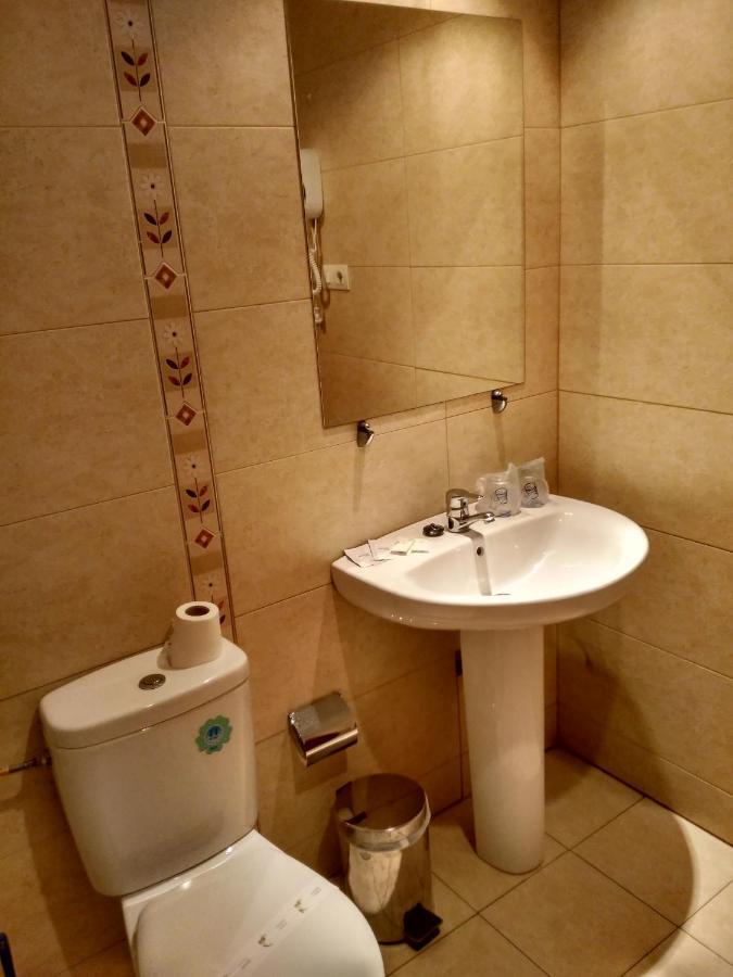 Hotel Aguila Real Onís Eksteriør billede