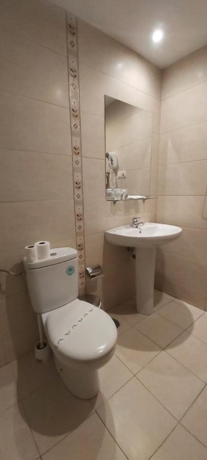 Hotel Aguila Real Onís Eksteriør billede